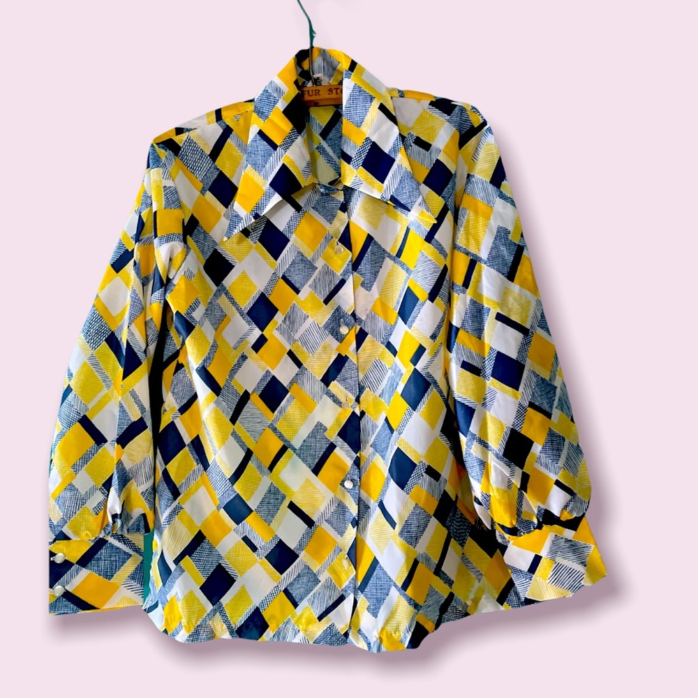 1970s light airy geometric print blouse